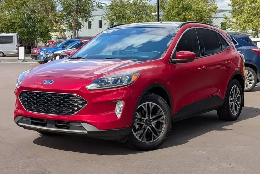 2020 Ford Escape SEL photo 1