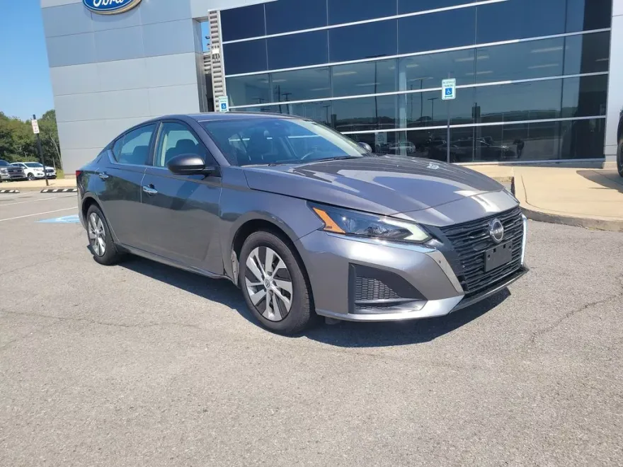 2024 Nissan Altima 2.5 S photo 1
