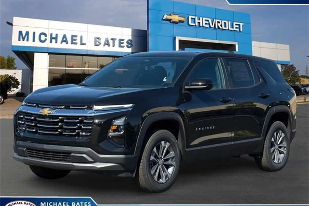 2026 Chevrolet Equinox LT photo 1