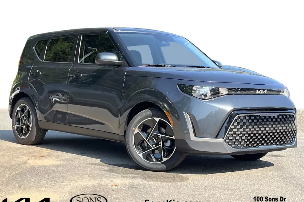 2025 Kia Soul EX photo 1