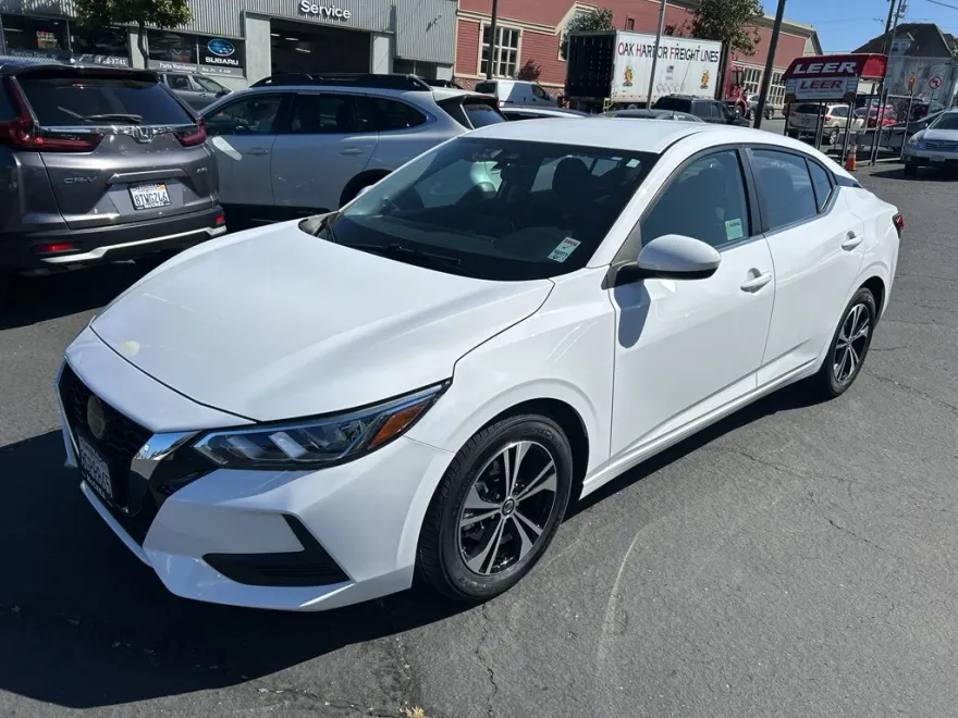 2023 Nissan Sentra SV photo 1