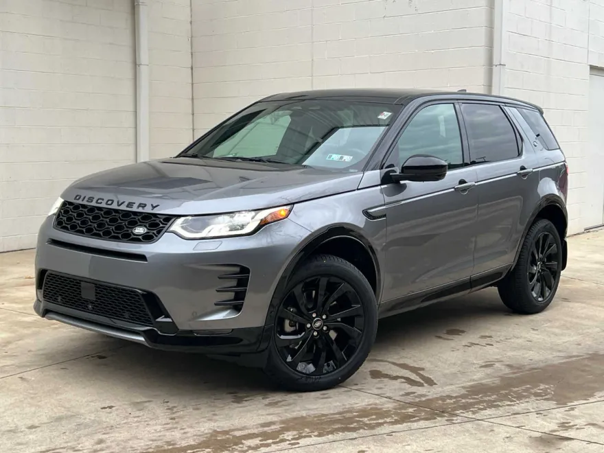 2025 Land Rover Discovery Sport Dynamic SE photo 1