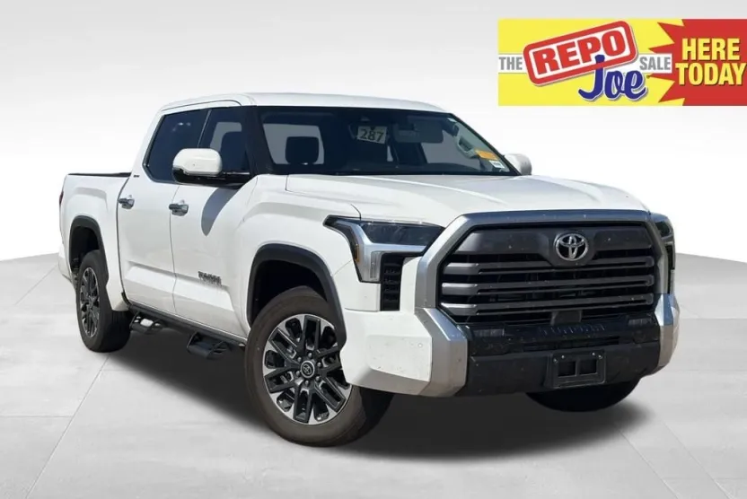 2024 Toyota Tundra Limited photo 1