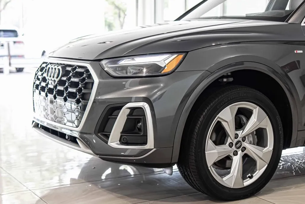 2022 Audi Q5 S line Premium Plus 45 TFSI photo 1