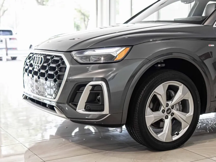 2022 Audi Q5 S line Premium Plus 45 TFSI photo 1