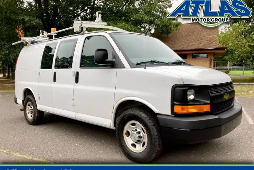 2012 Chevrolet Express 2500 Cargo photo 1