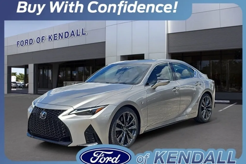 2023 Lexus IS 350 F SPORT photo 1