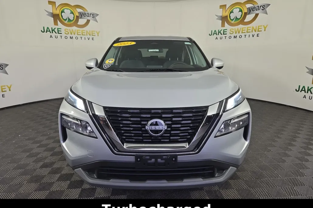2023 Nissan Rogue SV AWD photo 1