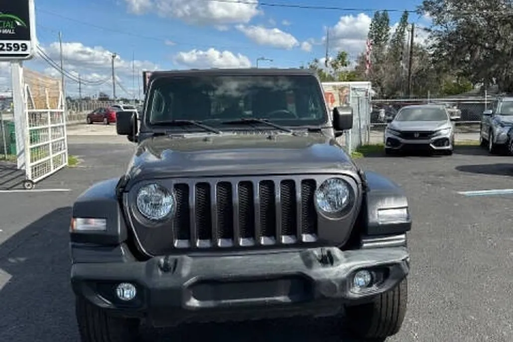 2019 Jeep Wrangler Unlimited Sport photo 1