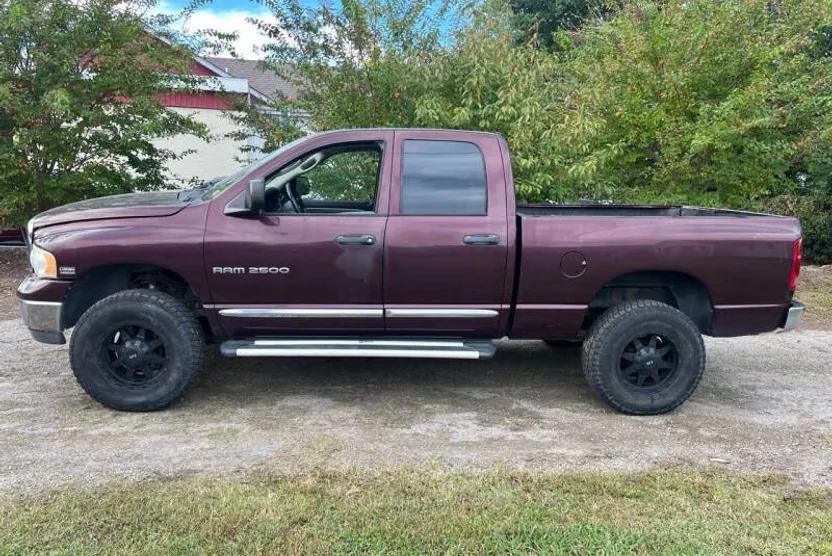 2005 Dodge Ram Laramie photo 1