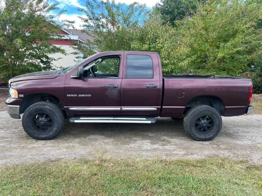 2005 Dodge Ram Laramie photo 1