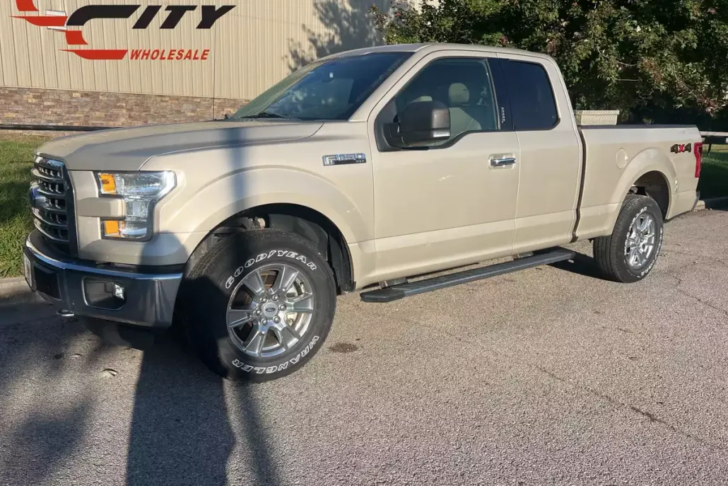 2017 Ford F-150 XLT photo 1