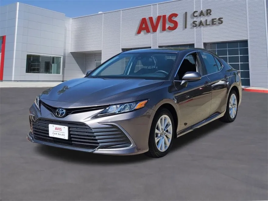 2024 Toyota Camry LE photo 1