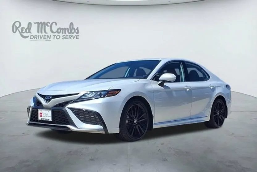 2023 Toyota Camry XSE photo 1