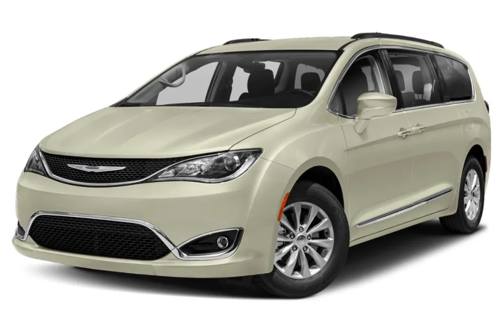 2020 Chrysler Pacifica Touring Plus photo 1