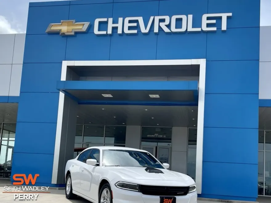2022 Dodge Charger SXT photo 1