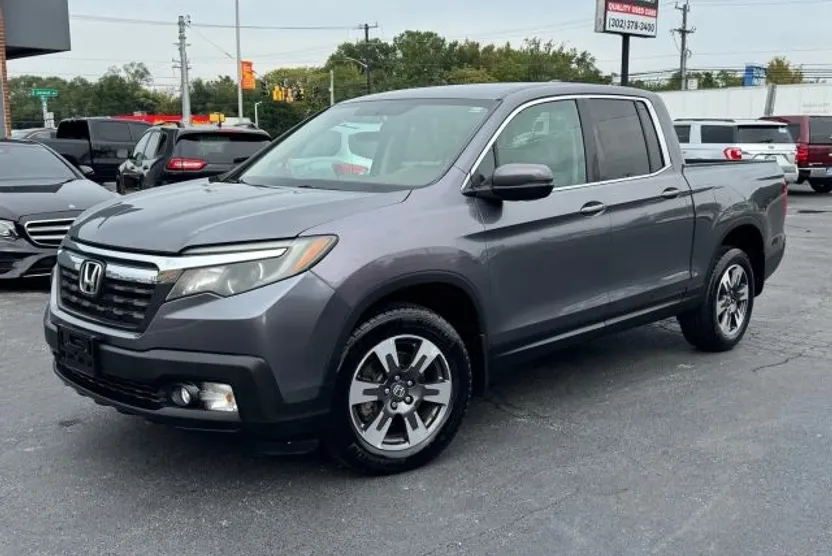 2017 Honda Ridgeline RTL photo 1