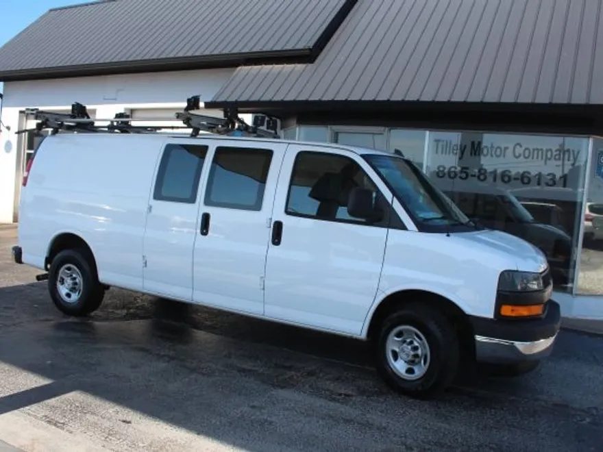 2022 Chevrolet Express 2500 Cargo Van photo 1