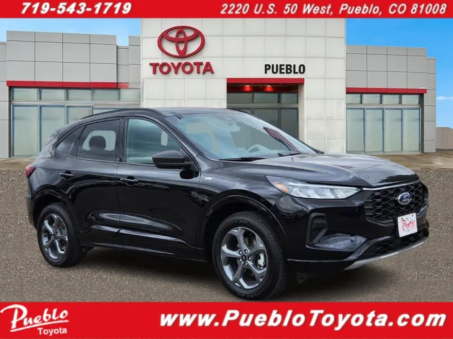 2024 Ford Escape ST-Line photo 1