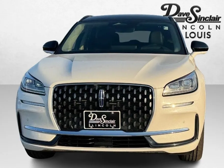 2025 Lincoln Corsair Grand Touring photo 1