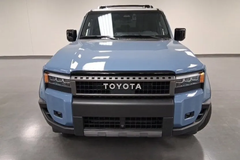 2024 Toyota Land Cruiser Base photo 1