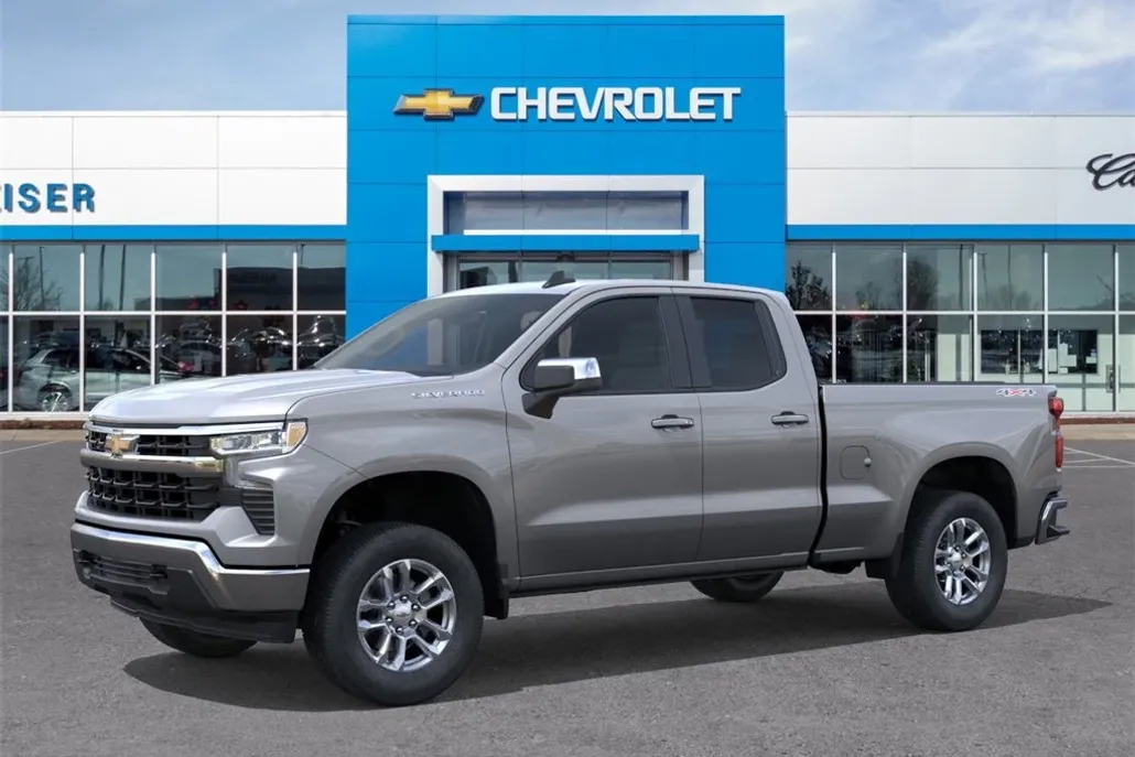 2026 Chevrolet Silverado 1500 LT photo 1