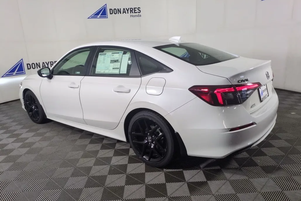 2026 Honda Civic Sport photo 1