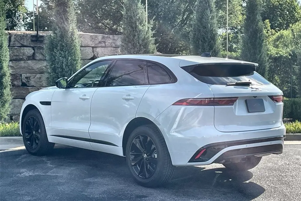 2025 Jaguar F-PACE P250 R-Sport photo 1