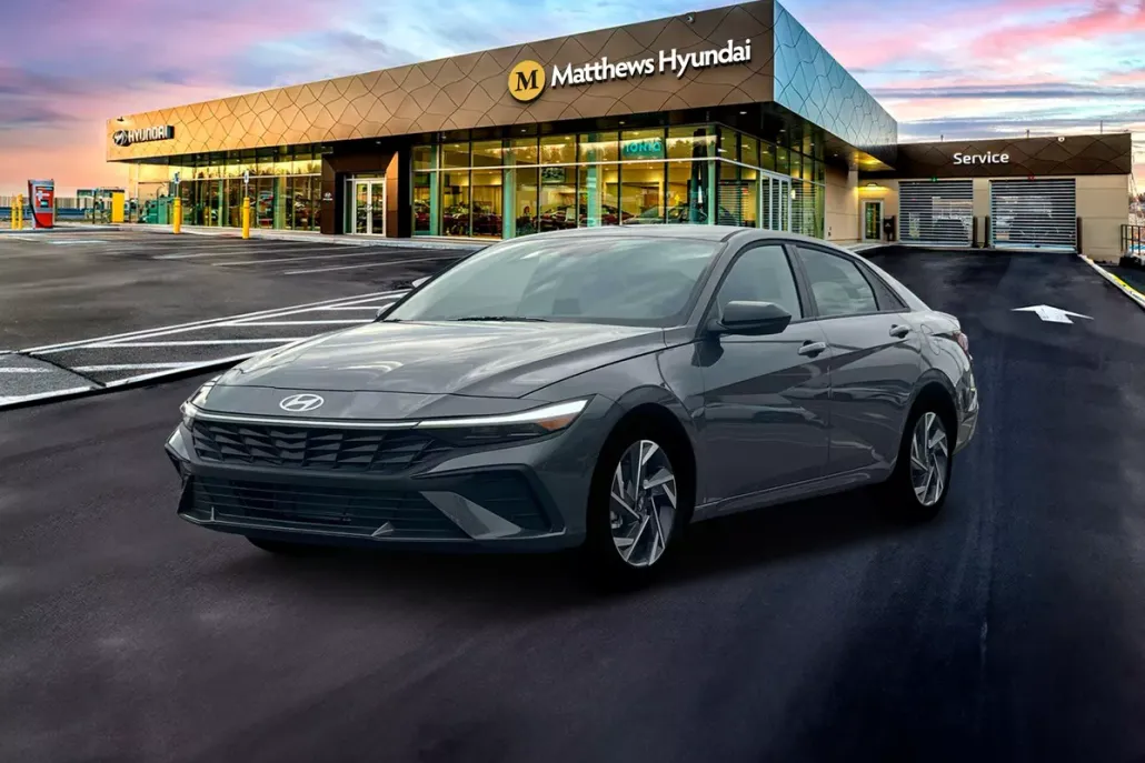 2025 Hyundai Elantra SEL Sport photo 1