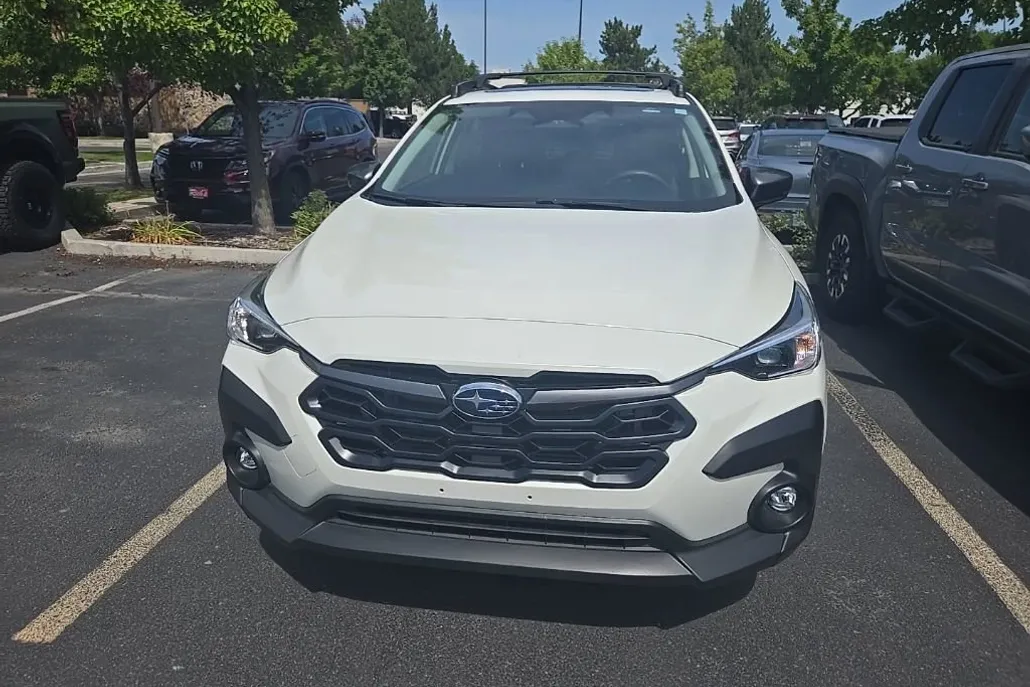 2024 Subaru Crosstrek Premium photo 1