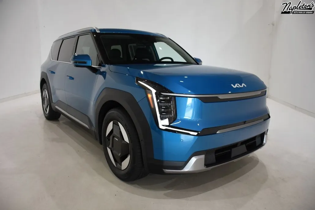 2026 Kia EV9 Wind photo 1