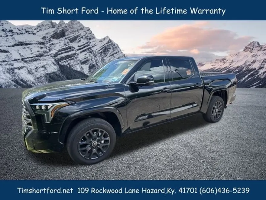 2024 Toyota Tundra Platinum CrewMax photo 1