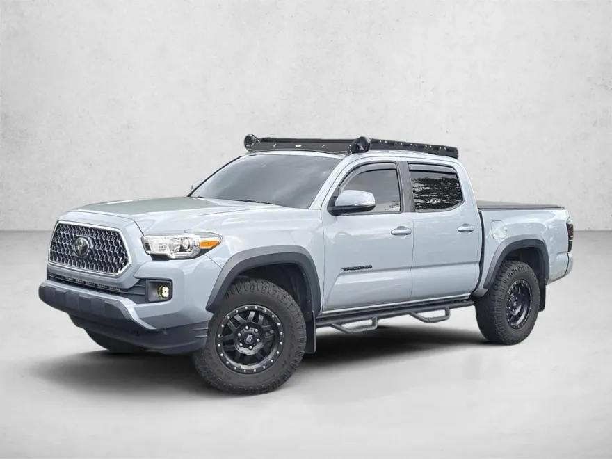 2019 Toyota Tacoma TRD V6 photo 1
