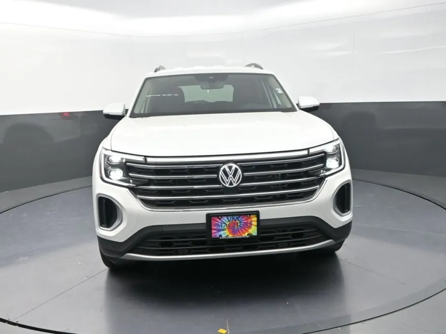 2026 Volkswagen Atlas SE Technology photo 1