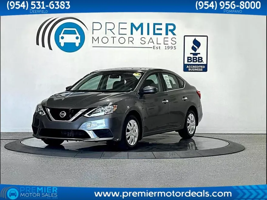 2017 Nissan Sentra S photo 1