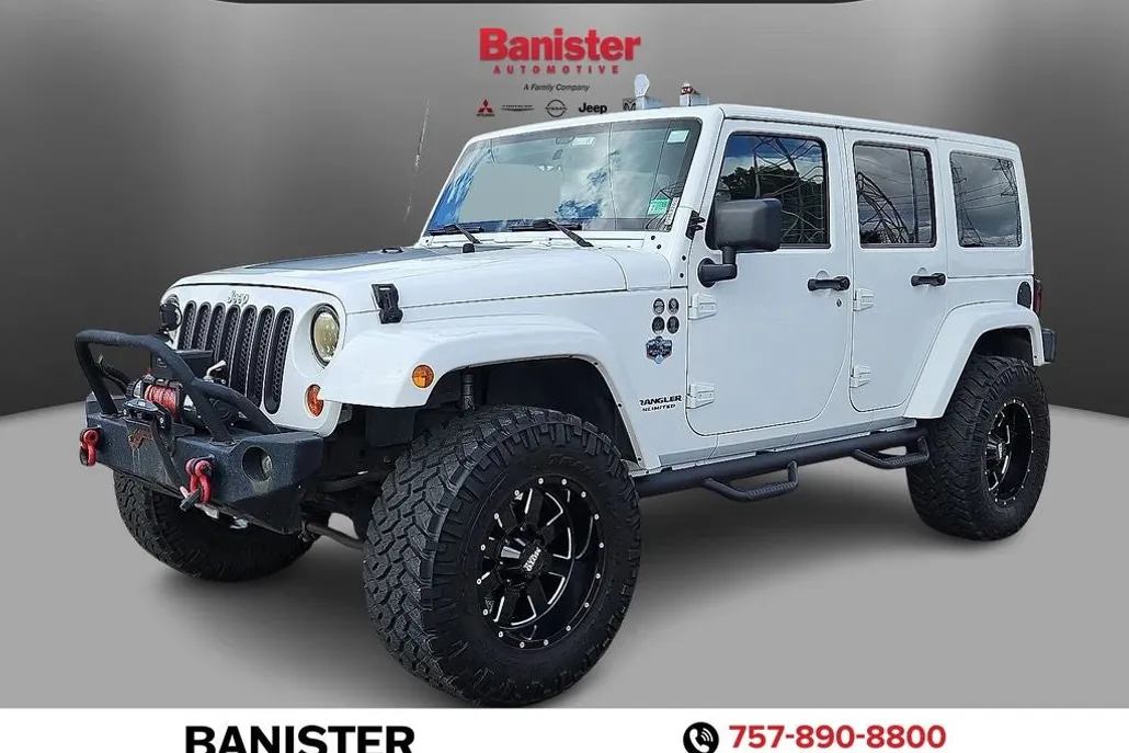 2012 Jeep Wrangler Arctic photo 1