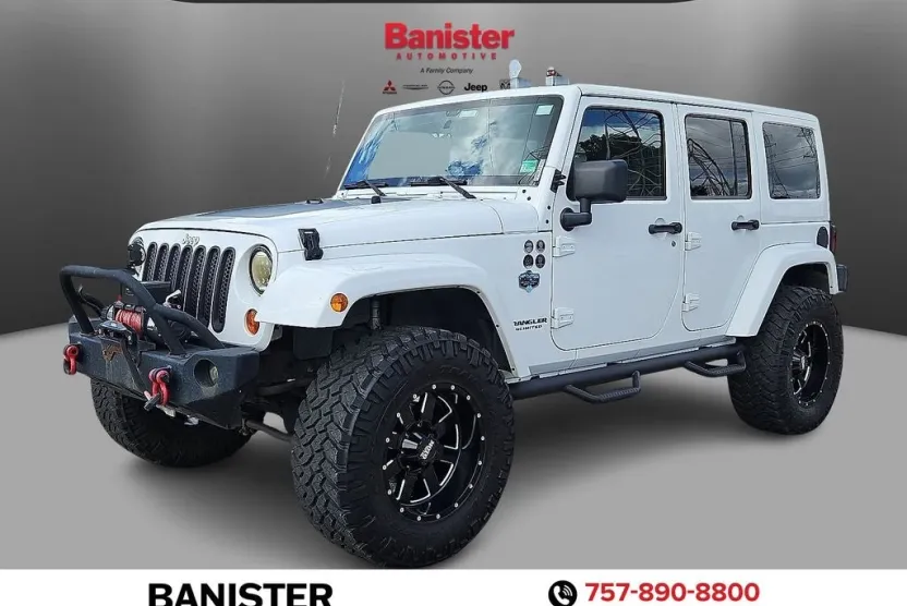 2012 Jeep Wrangler Arctic photo 1