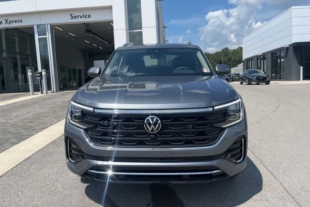 2025 Volkswagen Atlas SEL Premium R-Line photo 1