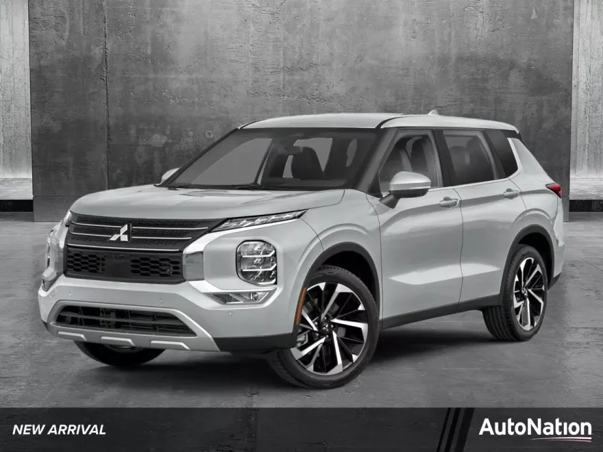 2024 Mitsubishi Outlander SE photo 1