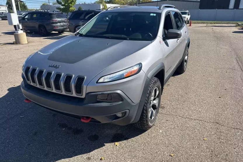 2018 Jeep Cherokee Trailhawk photo 1