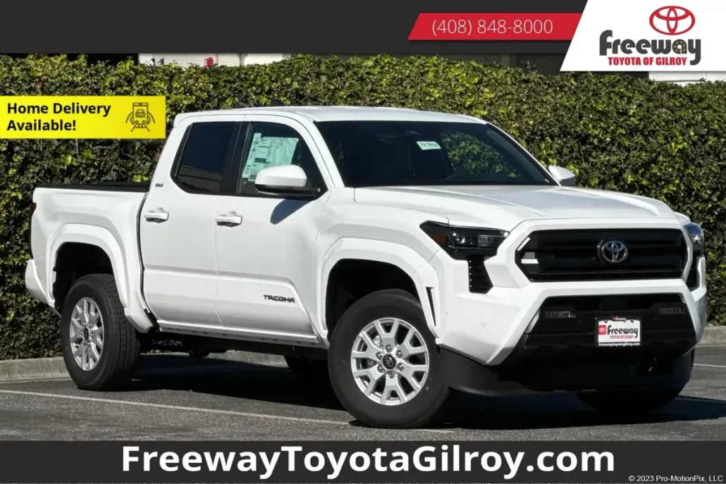 2025 Toyota Tacoma SR5 4x4 Double Cab photo 1