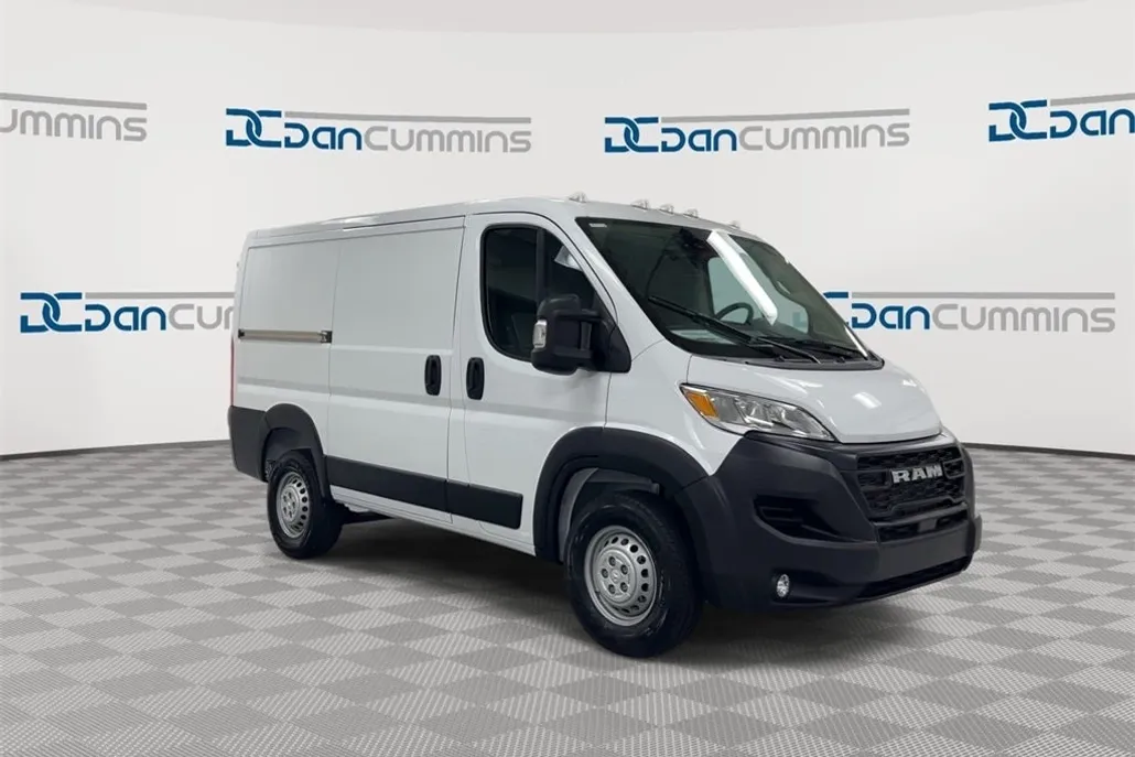 2025 Ram ProMaster 1500 Tradesman photo 1