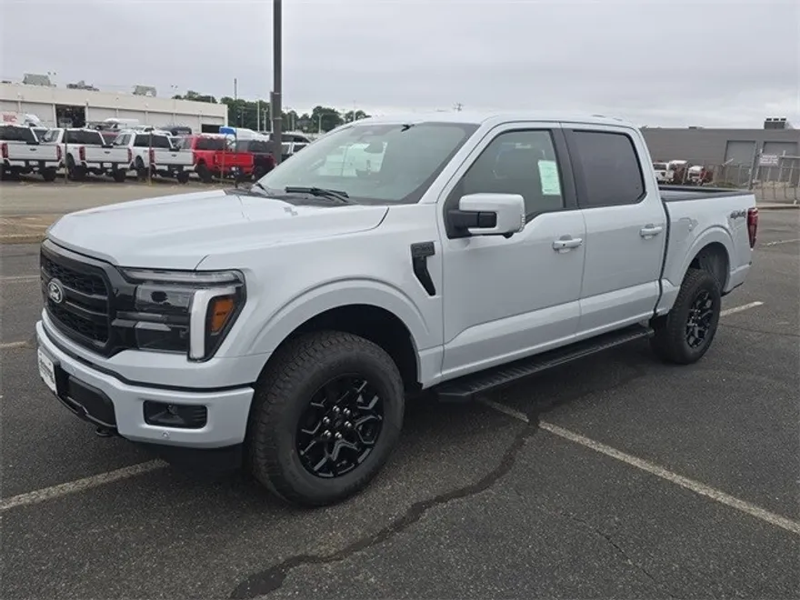 2025 Ford F-150 Lariat photo 1