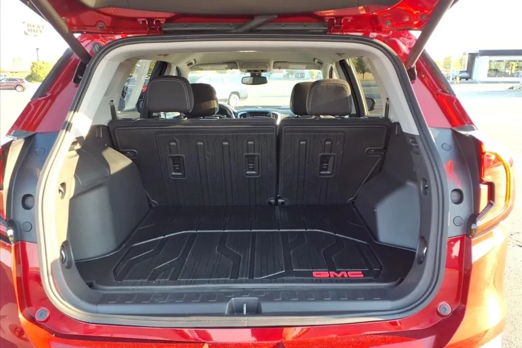 2024 Gmc Terrain SLE photo 1