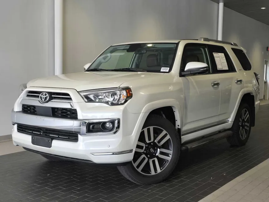 2023 Toyota 4Runner Limited 4WD photo 1