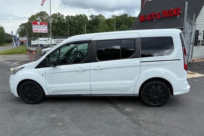 2015 Ford Transit XLT photo 1