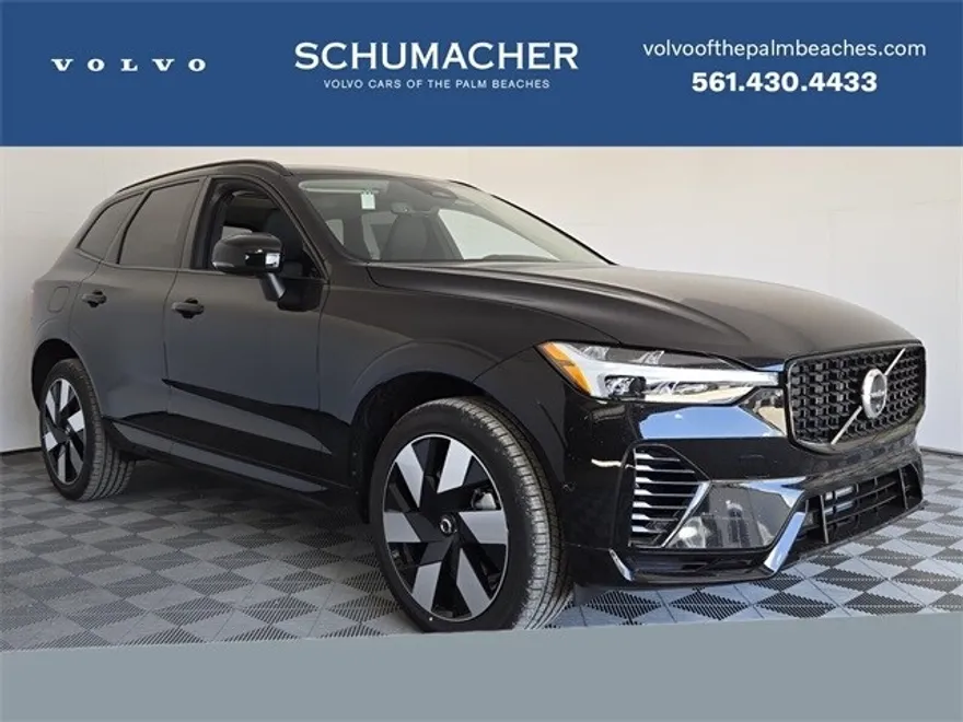 2025 Volvo XC60 T8 Plus photo 1
