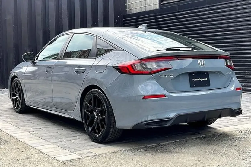 2022 Honda Civic Sport Hatchback photo 1
