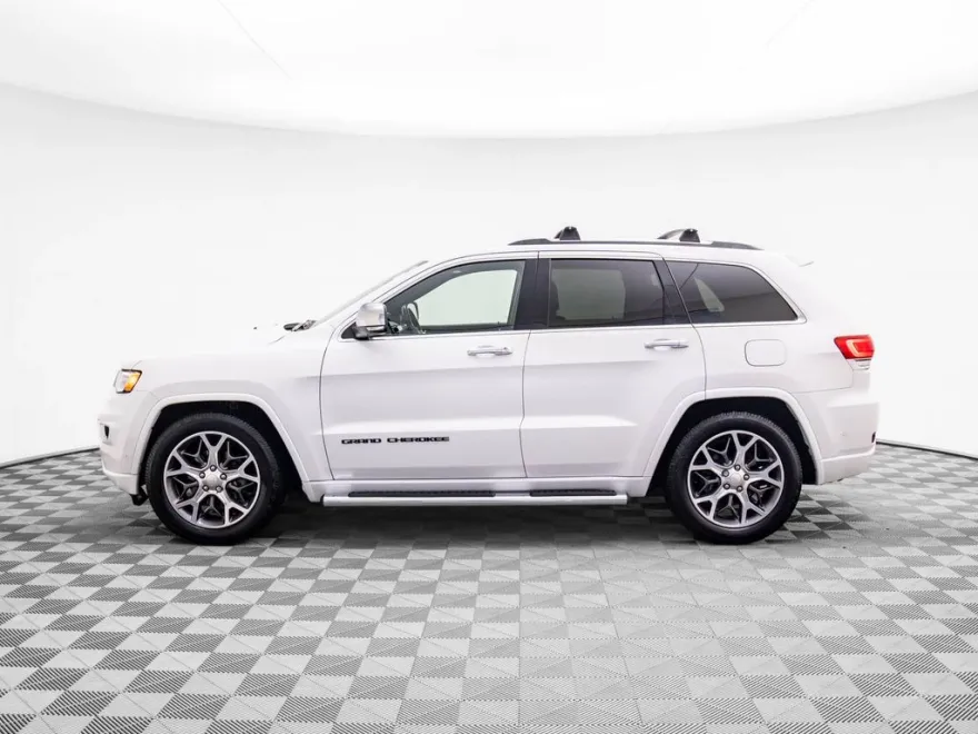 2020 Jeep Grand Cherokee Overland photo 1