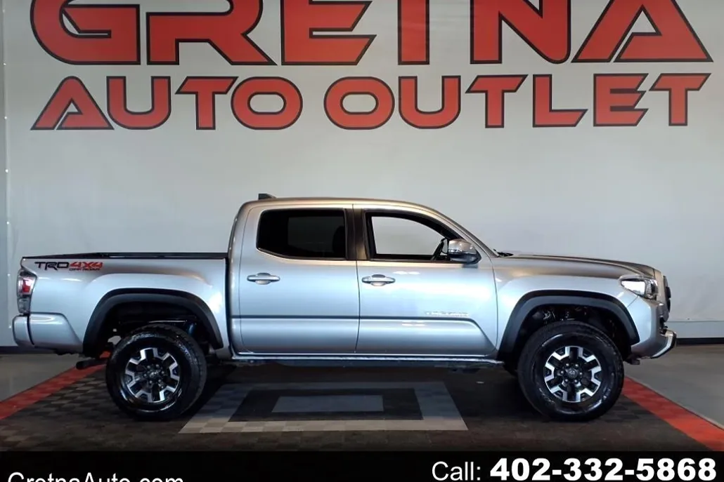 2020 Toyota Tacoma TRD Double Cab photo 1